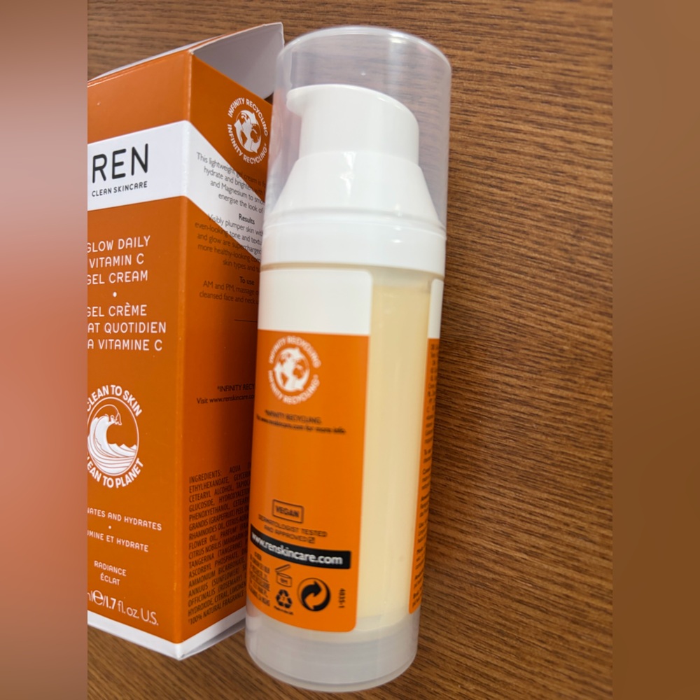 REN Clean Skincare Glow Daily Vitamin C Gel Cream Face Moisturizer - Picture 5 of 7